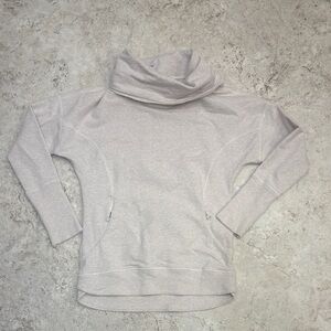 Lululemon Pullover